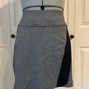 Pearl Izumi Heather Gray and Black Exercise Skirt